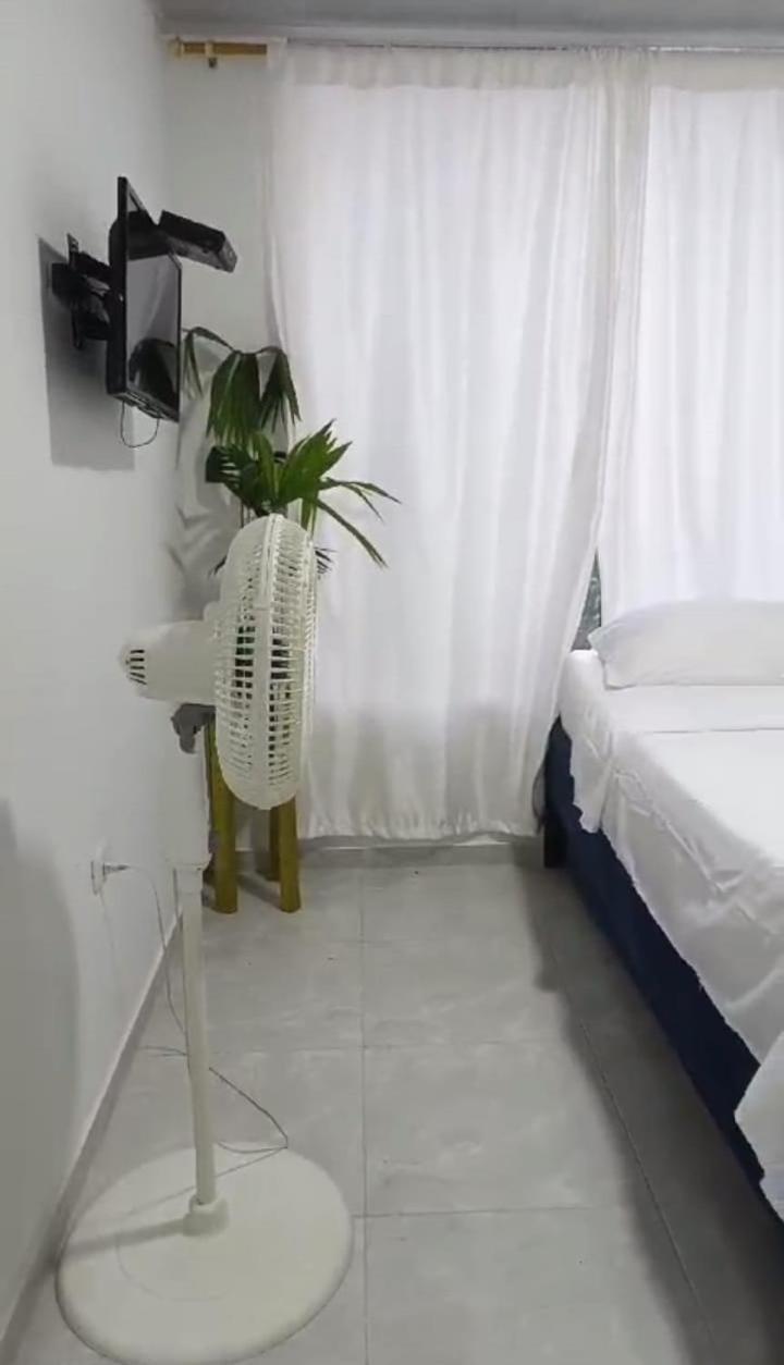 Hostal Javi Санта-Марта Экстерьер фото