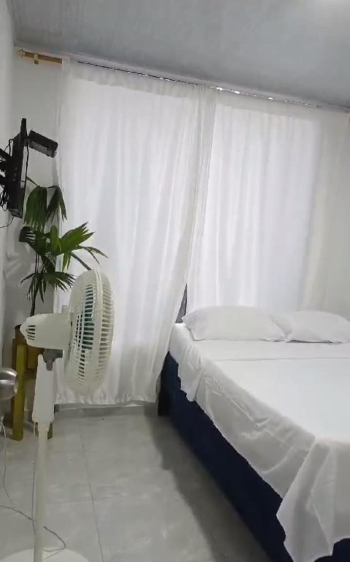 Hostal Javi Санта-Марта Экстерьер фото